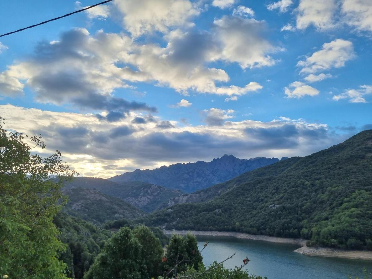 Cote Lac Tolla Luaran gambar